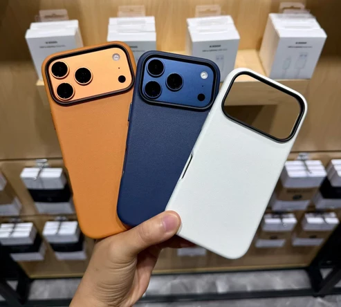 iPhone 17 Pro Mag Noble Collection Case