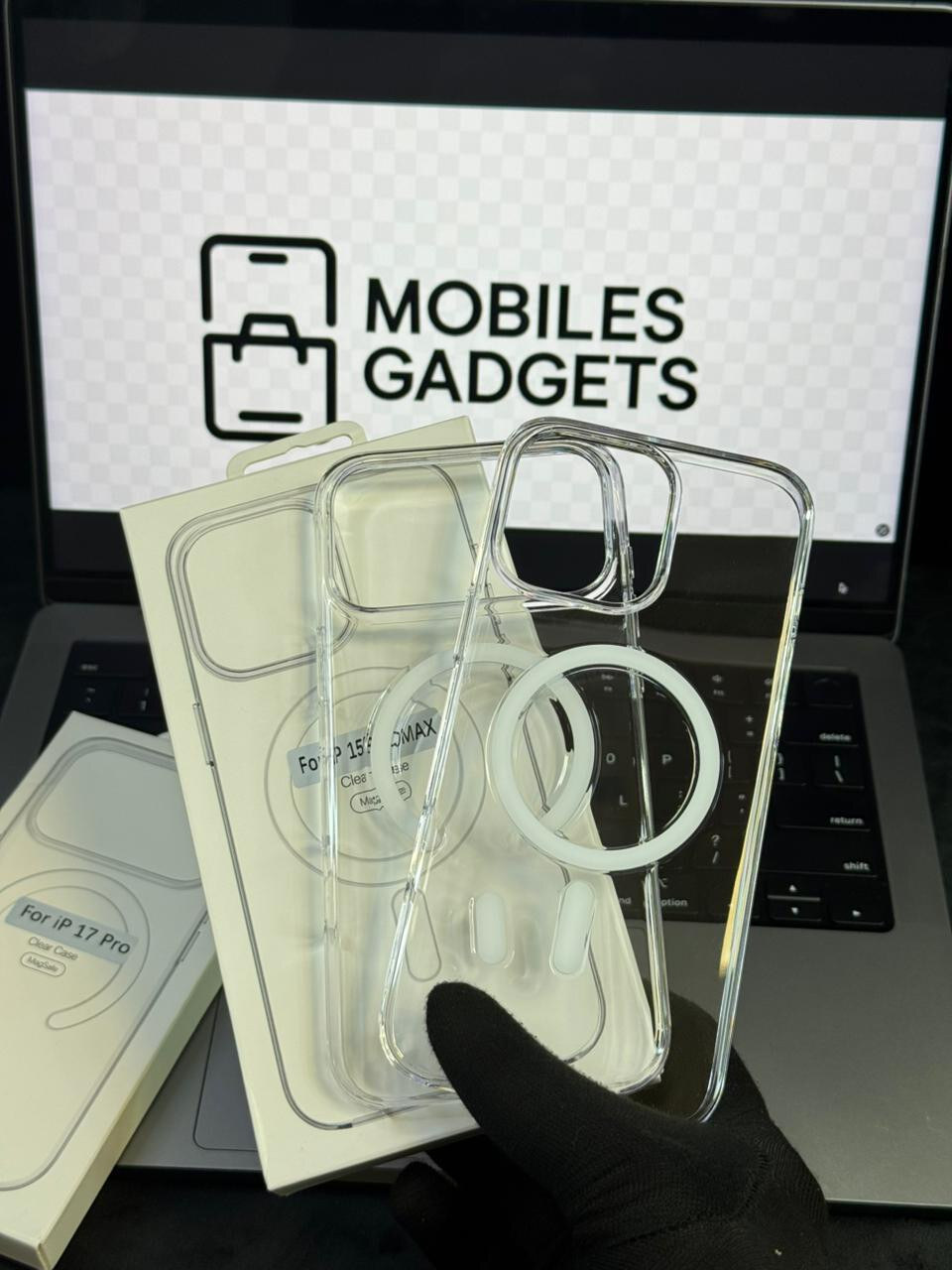 IC MagSafe Crystal Clear Case