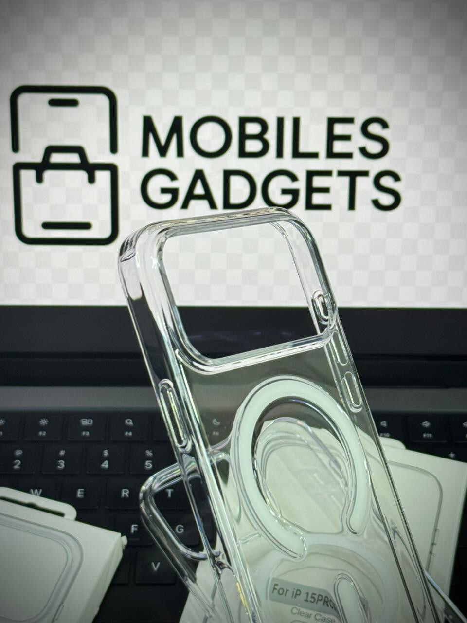 IC MagSafe Crystal Clear Case