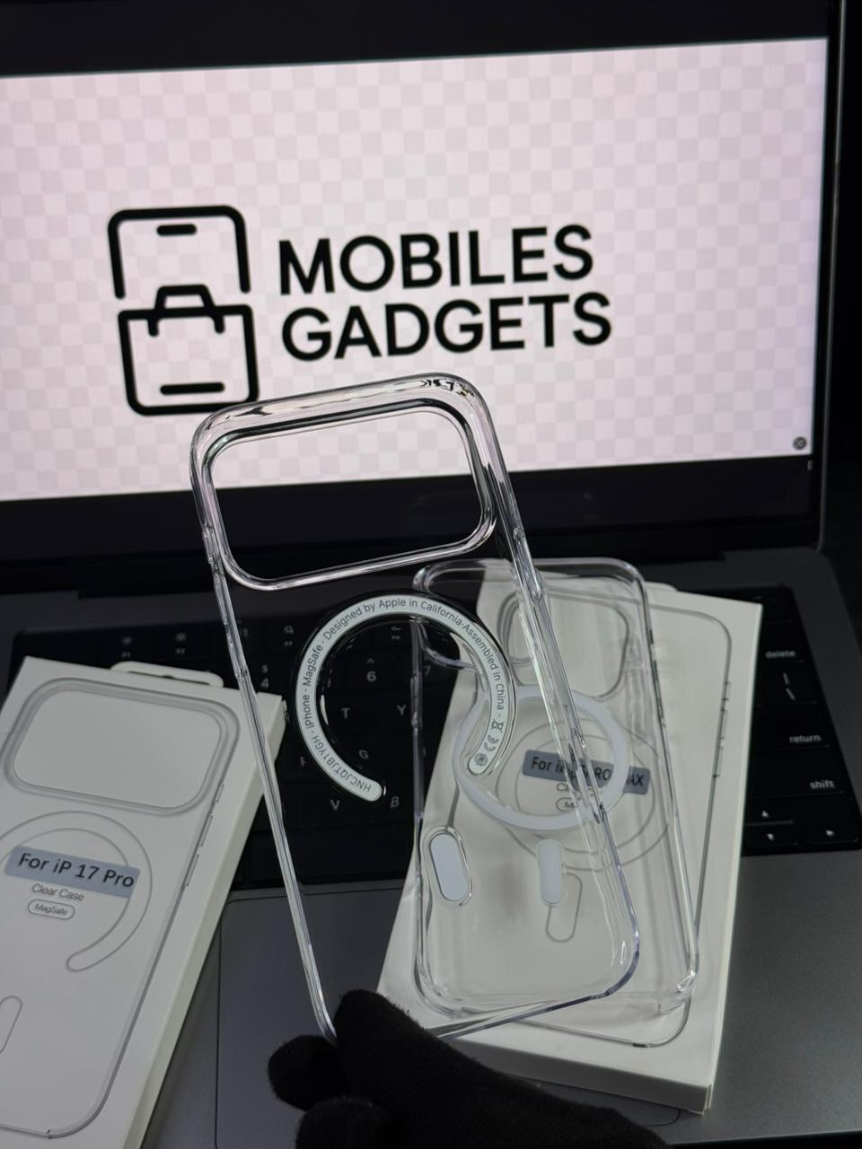 IC MagSafe Crystal Clear Case
