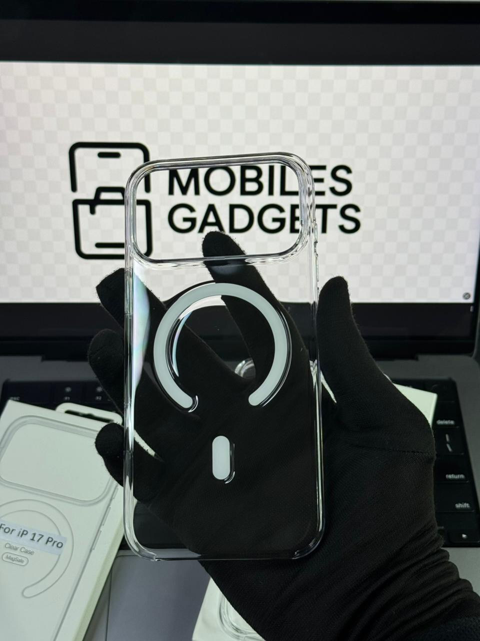 IC MagSafe Crystal Clear Case