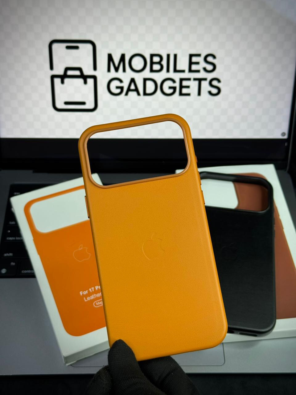 Official Leather IC MagSafe Case